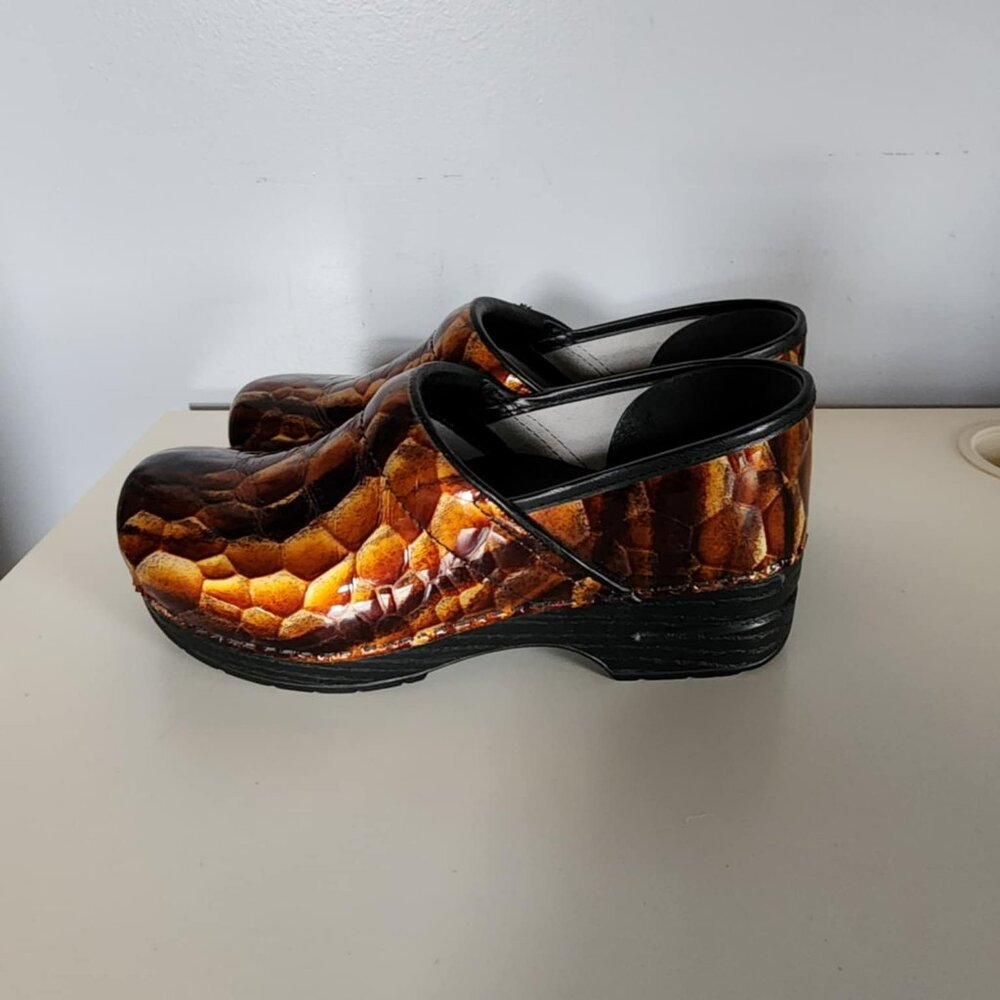 Euc Dansco Patent Clogs In Tortoise Shell Colors - image 4